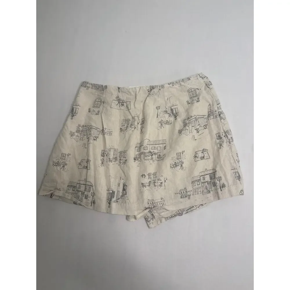 Casual skort giving European vacation
